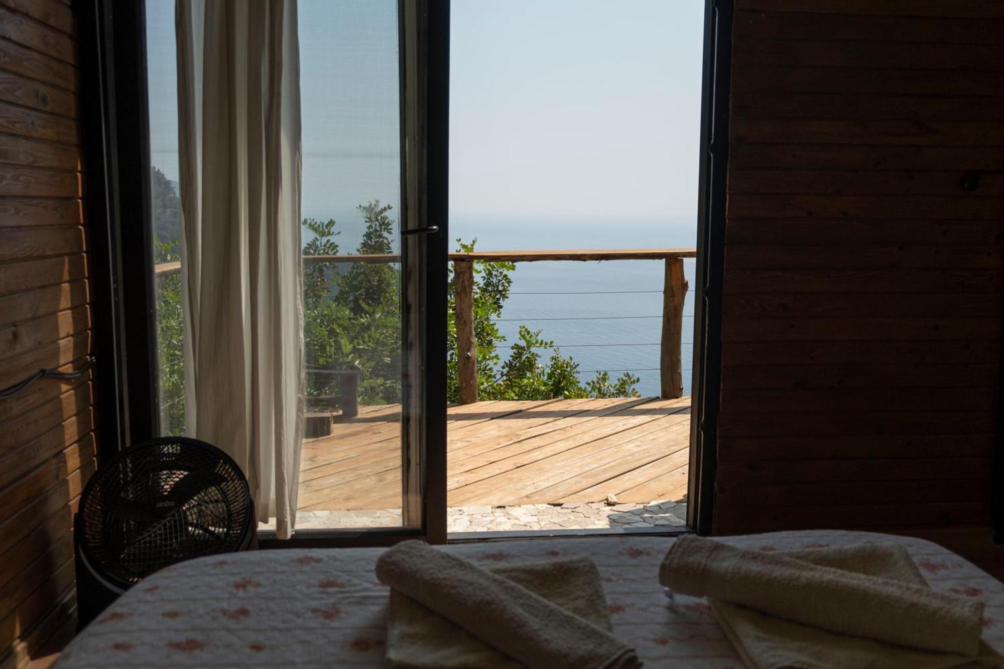 Uzak Spectacular Views In Kabak