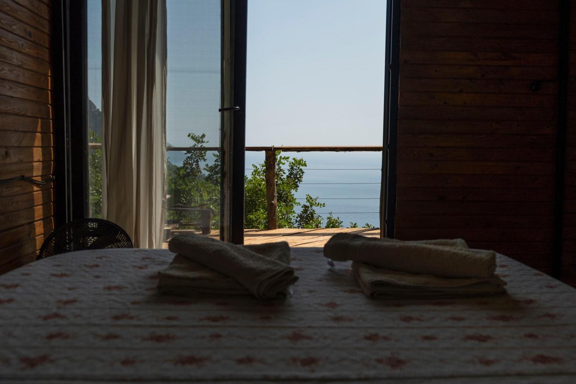 Uzak Spectacular Views In Kabak Appartement
